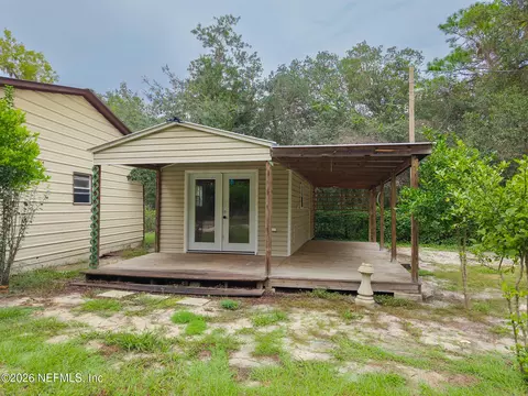 203 Pond Cir, Interlachen, FL 32148 photo 15
