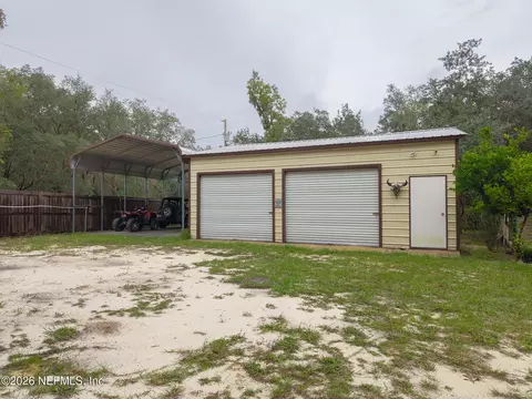 203 Pond Cir, Interlachen, FL 32148 photo 16
