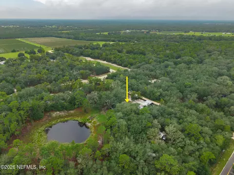 203 Pond Cir, Interlachen, FL 32148 photo 5