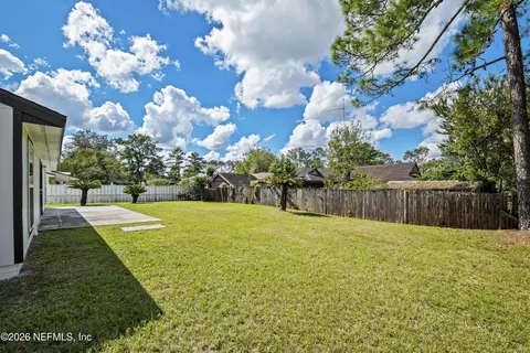 Exterior - 3164 Bee St E, Orange Park, FL 32065 photo 2 of 3