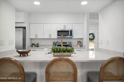 Kitchen - 3164 Bee St E, Orange Park, FL 32065 photo 1 of 10