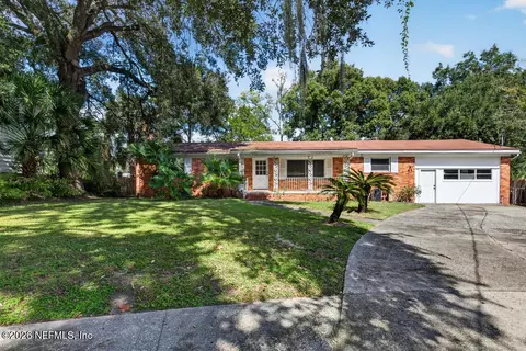 6809 Azul Ct, Jacksonville, FL 32210