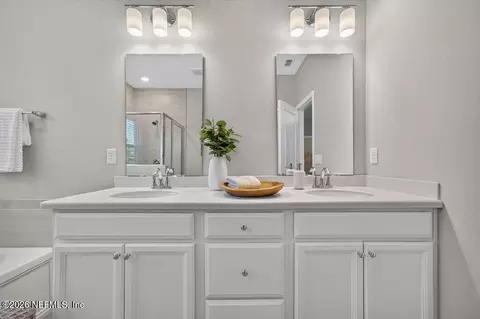 Bath - 624 Weathered Edge Dr, Saint Augustine, FL 32092 photo 3 of 3
