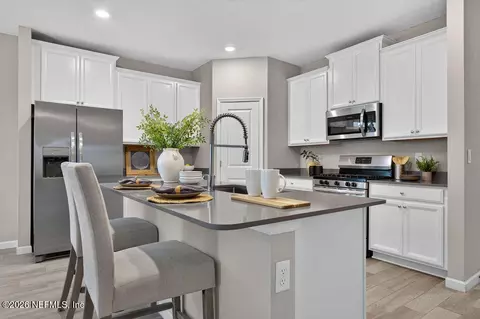 Kitchen - 624 Weathered Edge Dr, Saint Augustine, FL 32092 photo 3 of 4