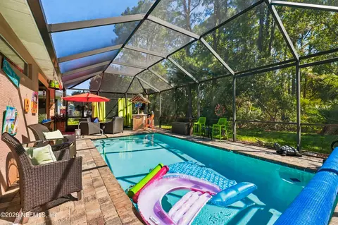 Exterior - 848 Crestwood Dr, Saint Augustine, FL 32086 photo 4 of 8