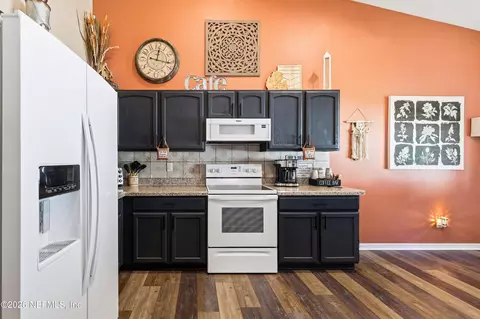 Kitchen - 848 Crestwood Dr, Saint Augustine, FL 32086 photo 3 of 5