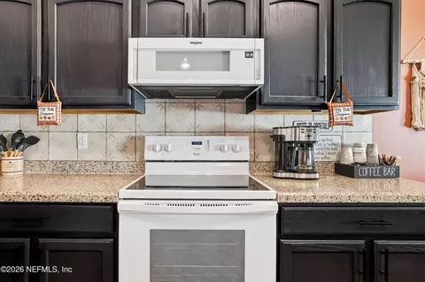 Kitchen - 848 Crestwood Dr, Saint Augustine, FL 32086 photo 4 of 5