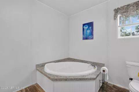 Bath - 87082 Haven Rd, Yulee, FL 32097 photo 2 of 4