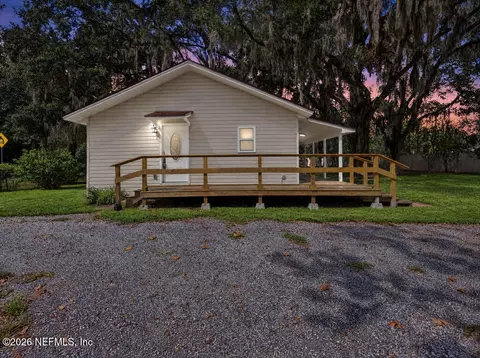 3049 Starratt Rd, Jacksonville, FL 32226