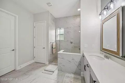 Bath - 85300 Sandy Ridge Loop, Yulee, FL 32097 photo 2 of 4