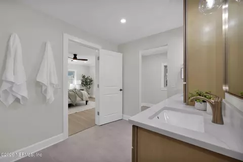 Bath - 6433 Jack Wright Island Rd, Saint Augustine, FL 32092 photo 5 of 8