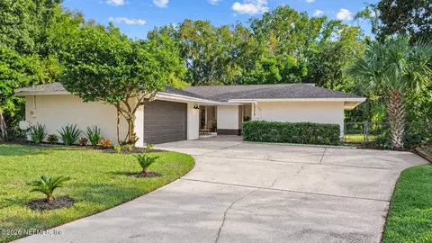 1215 Lamanto Ave E, Jacksonville, FL 32211