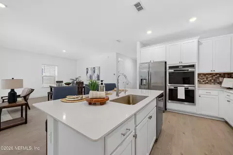 Kitchen - 156 Simonson Run, Saint Augustine, FL 32092 photo 3 of 4