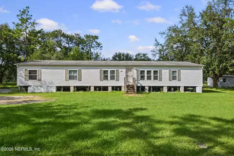 621 Bardin Rd, Palatka, FL 32177