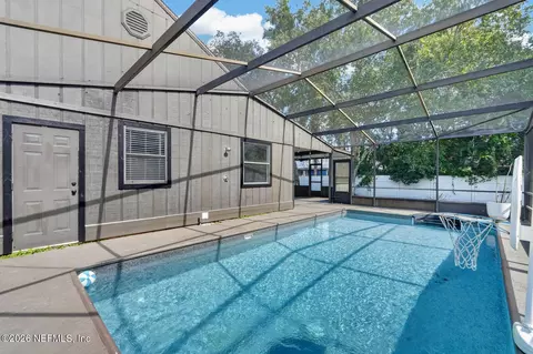 Exterior - 821 Queen Rd, Saint Augustine, FL 32086 photo 12 of 16