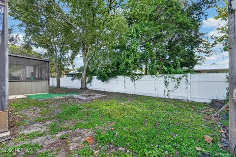 Exterior - 821 Queen Rd, Saint Augustine, FL 32086 photo 13 of 16