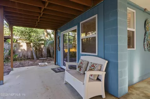 Exterior - 152 Manresa Rd, Saint Augustine, FL 32084 photo 2 of 8