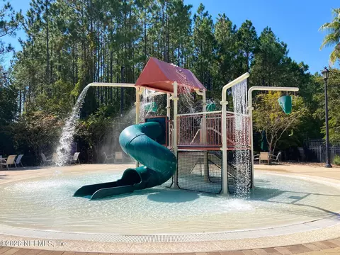 Exterior - 205 E Kari Ct, Saint Johns, FL 32259 photo 11 of 16