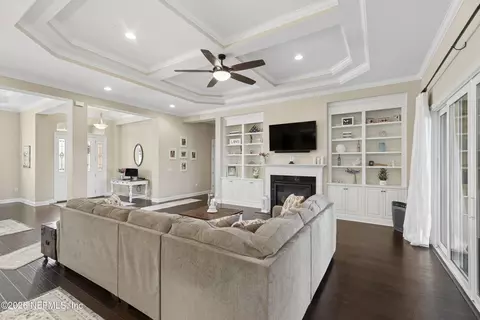 Living - 2852 Oakgrove Ave, Saint Augustine, FL 32092 photo 1 of 2