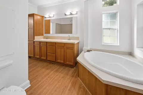 Bath - 6326 Lake Dr, Starke, FL 32091 photo 5 of 5
