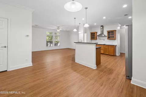Living - 6326 Lake Dr, Starke, FL 32091 photo 3 of 5