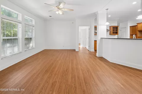 Living - 6326 Lake Dr, Starke, FL 32091 photo 4 of 5