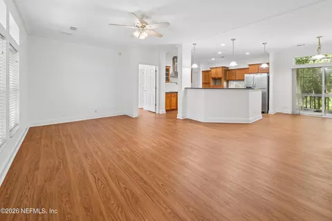 Living - 6326 Lake Dr, Starke, FL 32091 photo 2 of 5