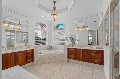 Bath - 329 Fiddlers Point Dr, Saint Augustine, FL 32080 photo 1 of 4