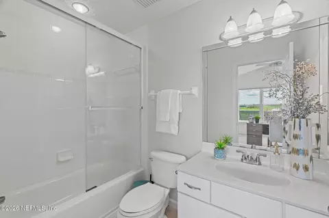 Bath - 329 Fiddlers Point Dr, Saint Augustine, FL 32080 photo 3 of 4
