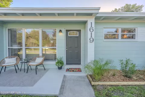 1619 Sunset Dr, Jacksonville Beach, FL 32250
