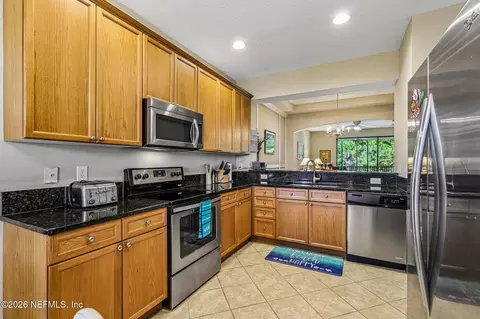 Kitchen - 200 Paseo Terraza #403, Saint Augustine, FL 32095 photo 3 of 4
