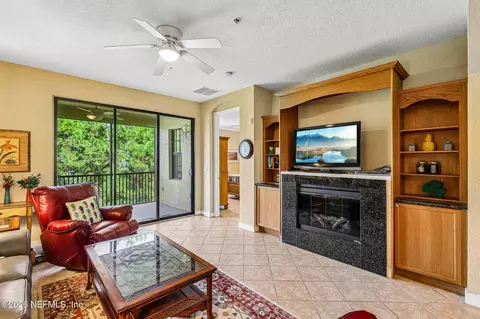 Living - 200 Paseo Terraza #403, Saint Augustine, FL 32095 photo 2 of 4