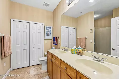Bath - 200 Paseo Terraza #403, Saint Augustine, FL 32095 photo 2 of 2