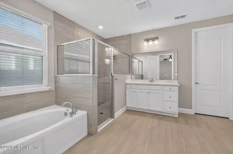 Bath - 196 Silver Reef Ln, Saint Augustine, FL 32095 photo 1 of 4