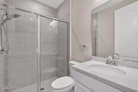Bath - 196 Silver Reef Ln, Saint Augustine, FL 32095 photo 3 of 4