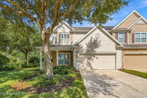 8337 Copperwood Ln, Jacksonville, FL 32216