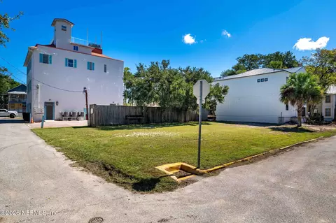 77 St Francis St, Saint Augustine, FL 32084 photo 9