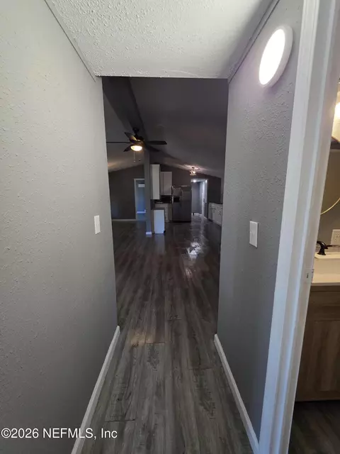 Entry Way - 5477 J B Hines Rd, Macclenny, FL 32063 photo 1 of 1