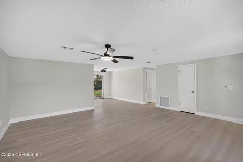 Living - 2762 Sharpes Ct, Orange Park, FL 32065 photo 3 of 4
