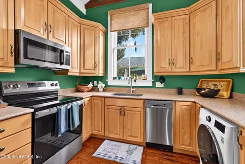 Kitchen - 15 Myrtle Ave, Saint Augustine, FL 32084 photo 1 of 1