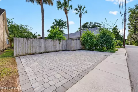 Exterior - 15 Myrtle Ave, Saint Augustine, FL 32084 photo 6 of 7