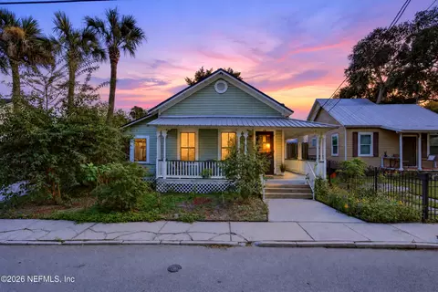 Exterior - 15 Myrtle Ave, Saint Augustine, FL 32084 photo 2 of 7