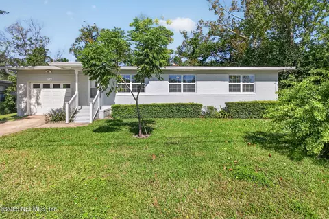 6531 Greenfern Ln, Jacksonville, FL 32277