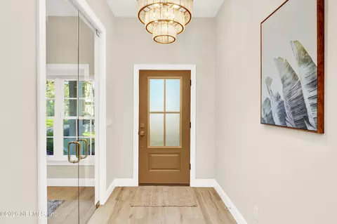 Entry Way - 354 11th St, Atlantic Beach, FL 32233 photo 1 of 7