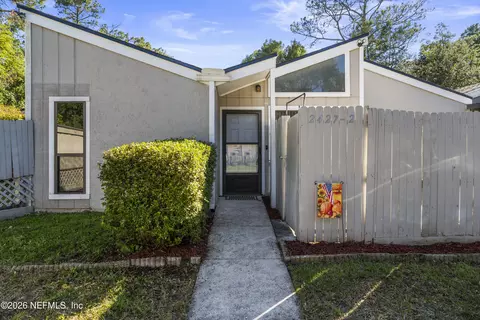 2427 Whispering Woods Blvd #2, Jacksonville, FL 32246
