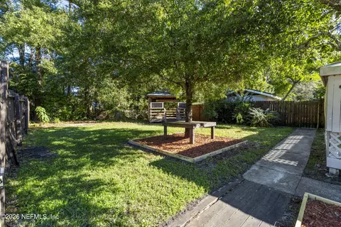 2427 Whispering Woods Blvd #2, Jacksonville, FL 32246