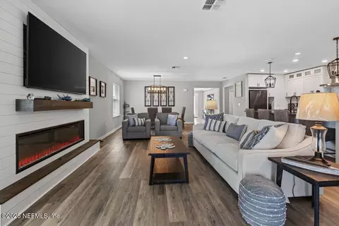 Living - 897 Ocean Jasper Dr, Saint Augustine Beach, FL 32086 photo 5 of 7
