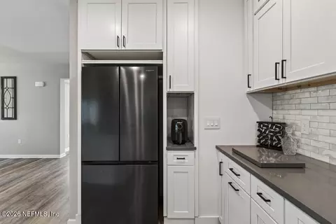 Kitchen - 897 Ocean Jasper Dr, Saint Augustine Beach, FL 32086 photo 8 of 17
