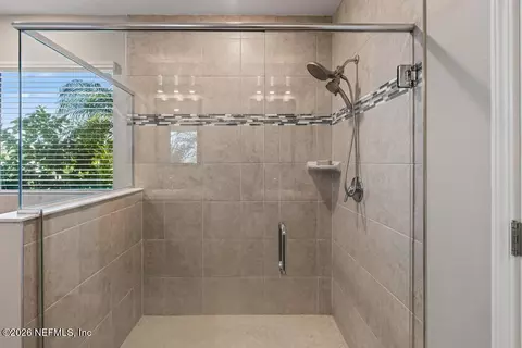 Bath - 897 Ocean Jasper Dr, Saint Augustine Beach, FL 32086 photo 6 of 9