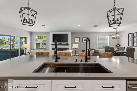 Kitchen - 897 Ocean Jasper Dr, Saint Augustine Beach, FL 32086 photo 10 of 17